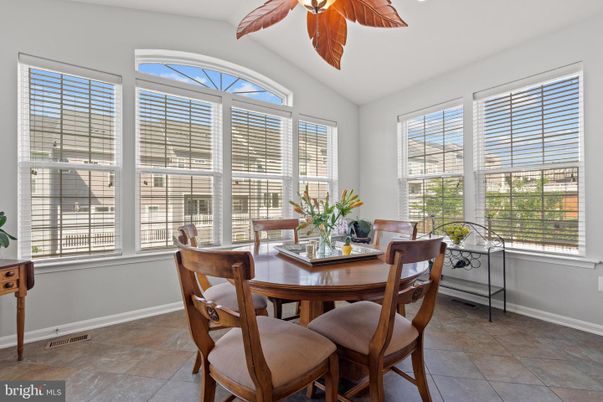 Dining room, Interior