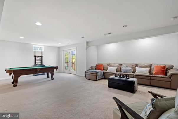 Billiard Table, Game Room, Interior, Living room, Recessed Lighting