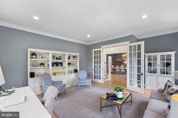 Home Office, Interior, Living room, Recessed Lighting, Wood Texture Flooring