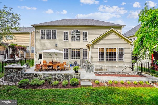 Backyard, Exterior, Facade, Georgian