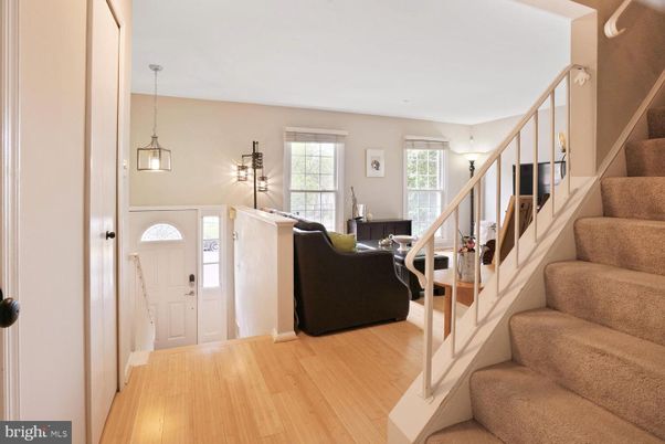 Interior, Living room, Pendant Lights, Wood Texture Flooring