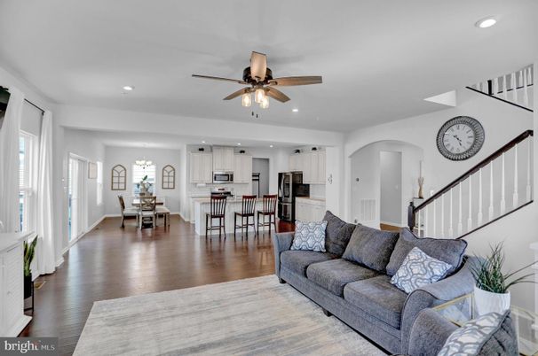 Chandelier, Dining room, Interior, Kitchen, Living room, Recessed Lighting, Stainless Steel Appliances, Wood Texture Flooring