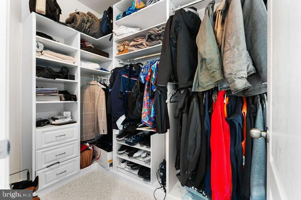 Interior, Walk-in Closets