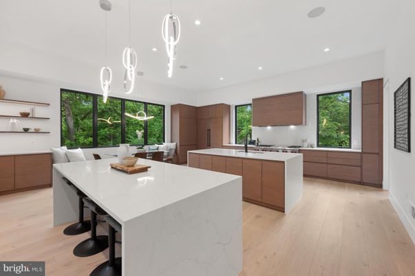 Dining room, Interior, Kitchen, Pendant Lights, Recessed Lighting, Wood Texture Flooring