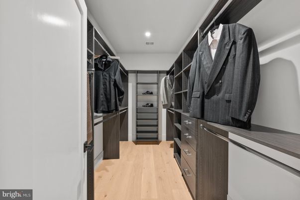Interior, Recessed Lighting, Walk-in Closets, Wood Texture Flooring