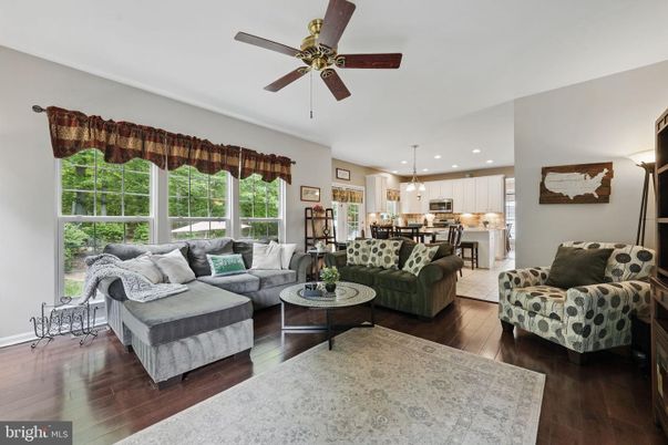 Interior, Kitchen, Living room, Pendant Lights, Recessed Lighting, Stainless Steel Appliances, Wood Texture Flooring
