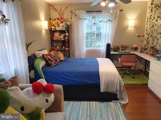 Bedroom, Home Office, Interior, Wood Texture Flooring