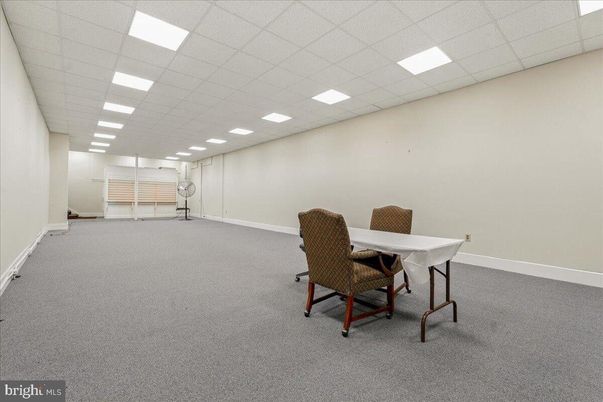Dining room, Interior, Recessed Lighting