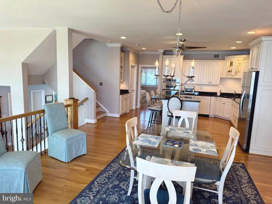 Chandelier, Dining room, Interior, Kitchen, Recessed Lighting, Wood Texture Flooring