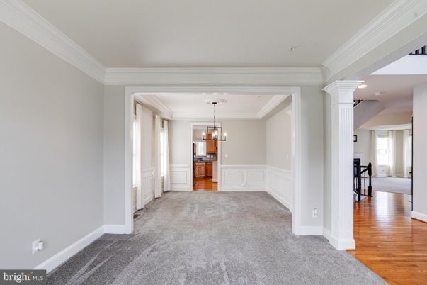 Empty room, Interior, Pendant Lights, Recessed Lighting, Wood Texture Flooring