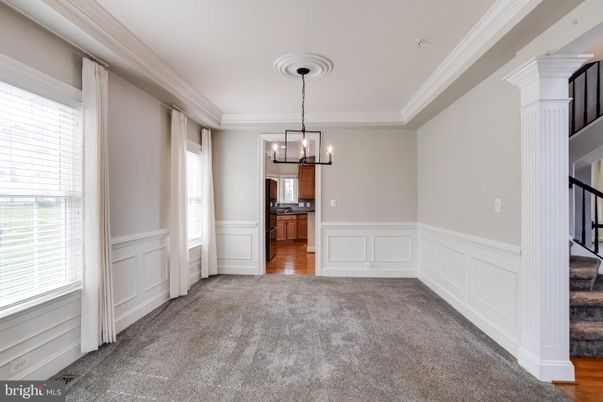 Chandelier, Empty room, Interior, Wood Texture Flooring