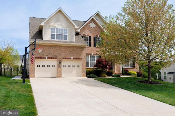 Attached, Exterior, Facade, Brick Facade, Brick Traditional