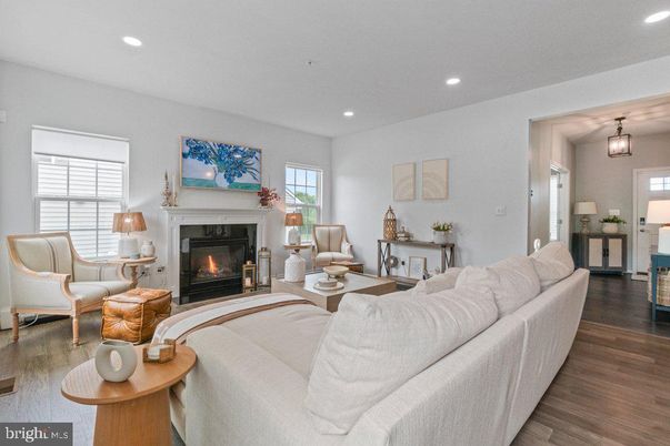 Fireplace, Interior, Living room, Pendant Lights, Recessed Lighting, Wood Texture Flooring