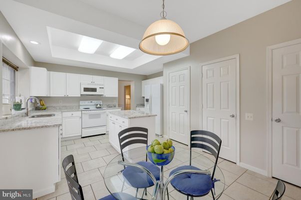 Dining room, Interior, Kitchen, Pendant Lights, Recessed Lighting