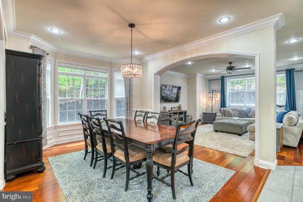 Dining room, Interior, Living room, Pendant Lights, Recessed Lighting, Wood Texture Flooring