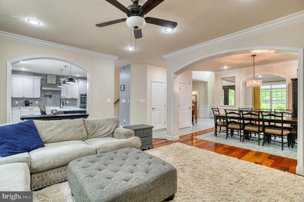 Dining room, Interior, Kitchen, Living room, Pendant Lights, Recessed Lighting, Stainless Steel Appliances, Wood Texture Flooring