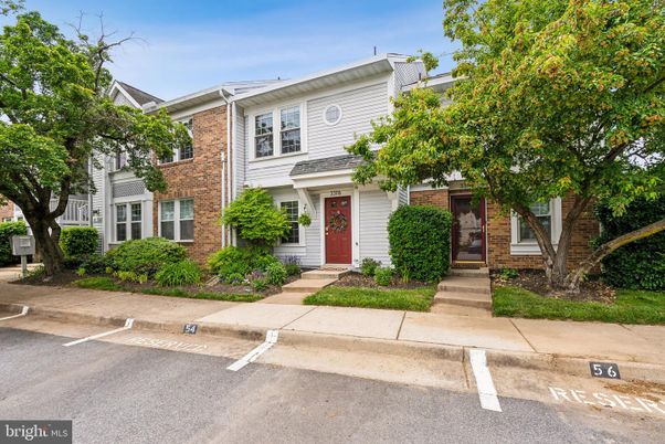Exterior, Facade, Brick Facade, Rowhouse