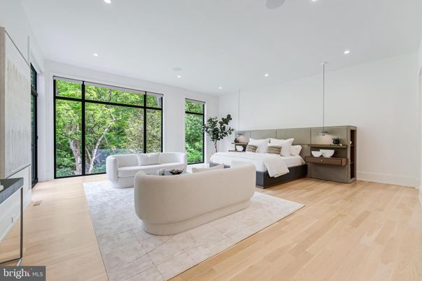 Bedroom, Interior, Living room, Pendant Lights, Recessed Lighting, Wood Texture Flooring