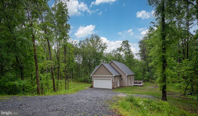 Backyard, Detached Garage, Exterior
