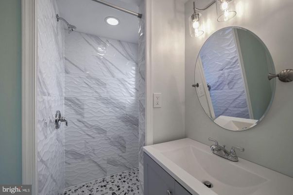 Bathroom, Interior, Marble Walls, Recessed Lighting