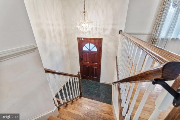 Chandelier, Interior, Wood Texture Flooring