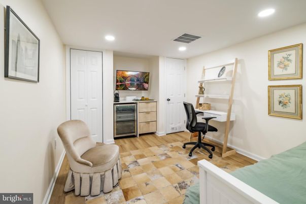 Home Office, Interior, Recessed Lighting, Wood Texture Flooring