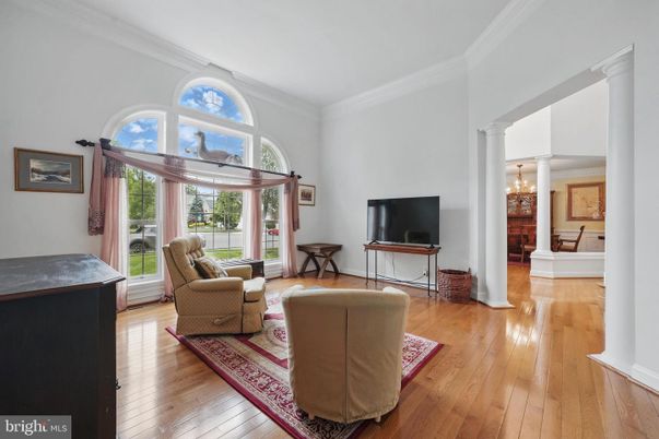Chandelier, Interior, Living room, Wood Texture Flooring