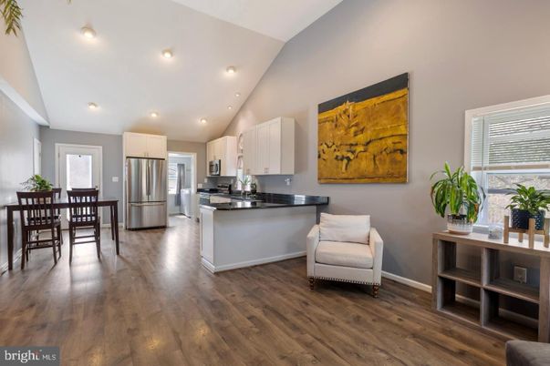Dining room, Interior, Kitchen, Recessed Lighting, Stainless Steel Appliances, Wood Texture Flooring