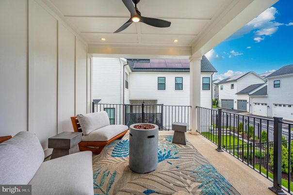 Exterior, Recessed Lighting