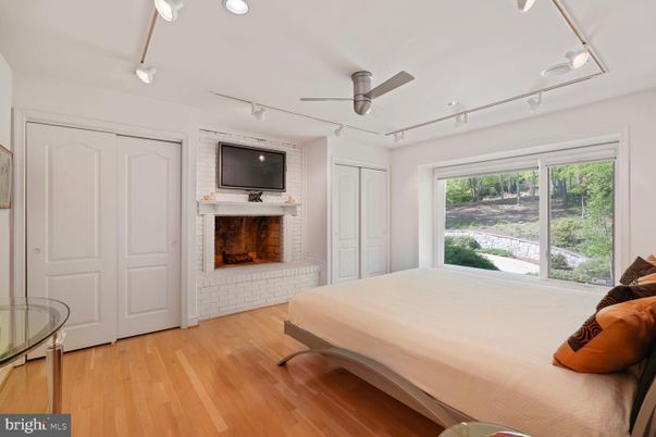 Bedroom, Fireplace, Interior, Wood Texture Flooring