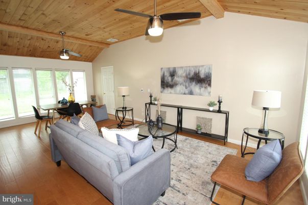Dining room, Interior, Living room, Wooden Beams, Wooden Ceilings, Wood Texture Flooring