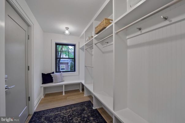 Interior, Walk-in Closets, Wood Texture Flooring