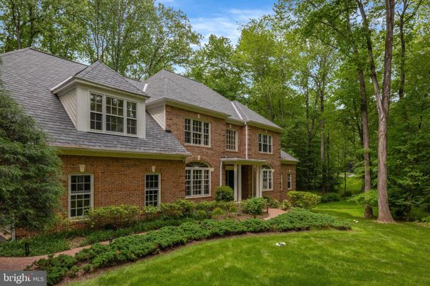 Exterior, Facade, Brick Facade, Brick Traditional