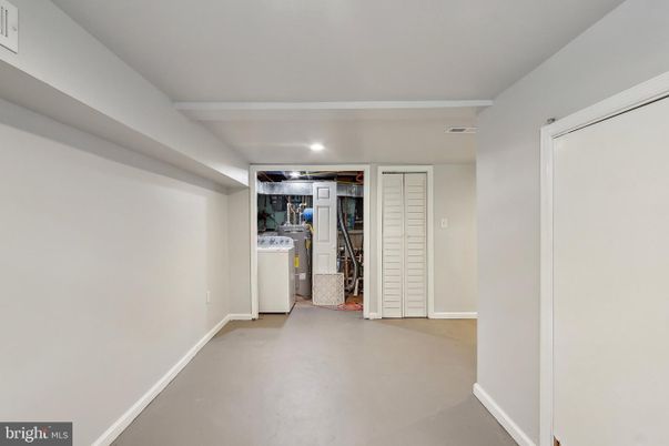 Interior, Recessed Lighting, Washer