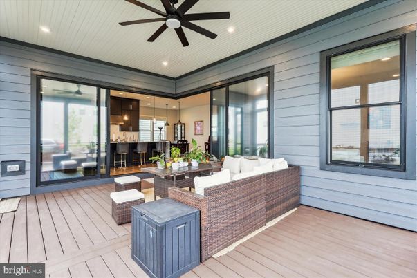 Interior, Kitchen, Living room, Pendant Lights, Recessed Lighting, Wood Texture Flooring
