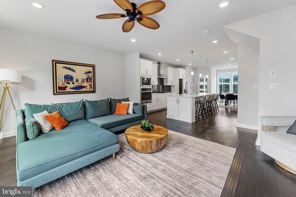 Dining room, Interior, Kitchen, Living room, Pendant Lights, Recessed Lighting, Stainless Steel Appliances, Wood Texture Flooring