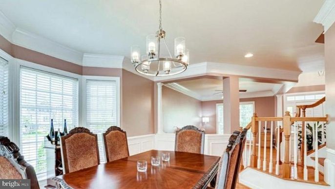 Chandelier, Dining room, Interior, Recessed Lighting