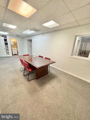 Dining room, Interior, Recessed Lighting