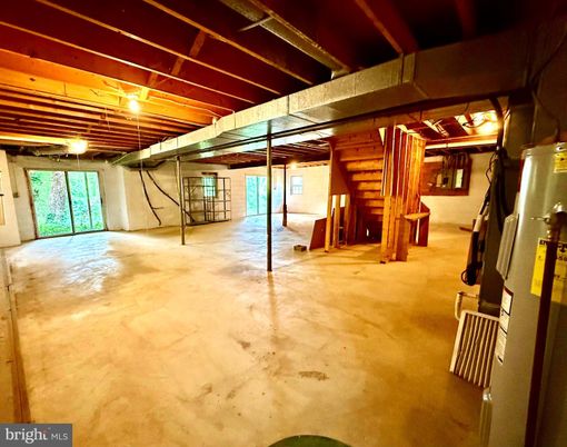 Interior, Wooden Beams