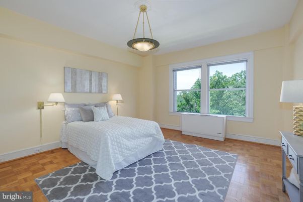 Bedroom, Interior, Pendant Lights, Wood Texture Flooring