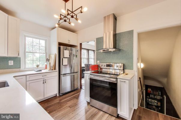 Interior, Kitchen, Pendant Lights, Stainless Steel Appliances, Wood Texture Flooring