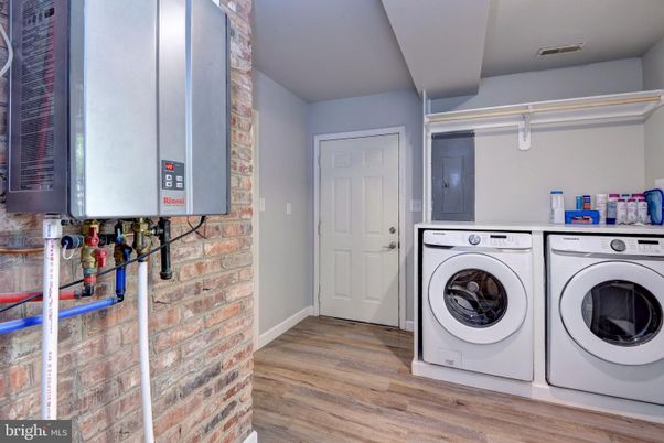 Interior, Stone Walls, Washer, Wood Texture Flooring
