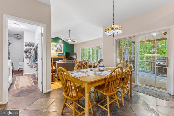 Dining room, Interior, Living room, Pendant Lights