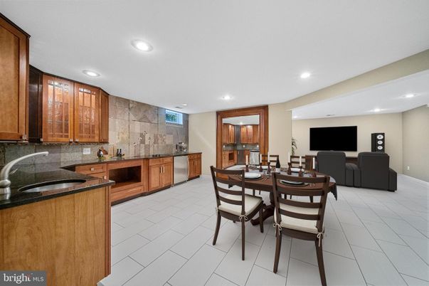 Dining room, Interior, Kitchen, Recessed Lighting