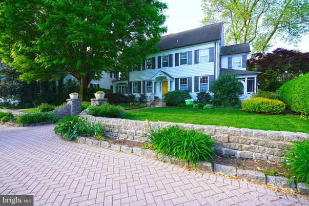 Backyard, Exterior, Facade, Georgian