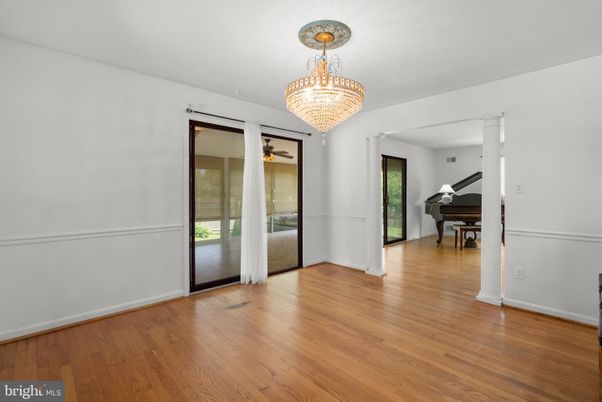 Chandelier, Interior, Piano, Wood Texture Flooring