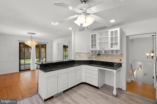 Chandelier, Interior, Kitchen, Recessed Lighting, Wood Texture Flooring