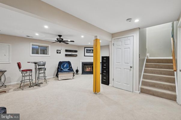 Fireplace, Interior, Recessed Lighting