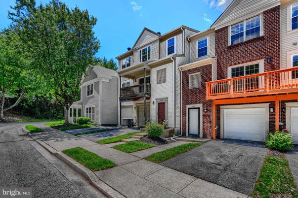 Attached, Exterior, Facade, Brick Facade, Rowhouse