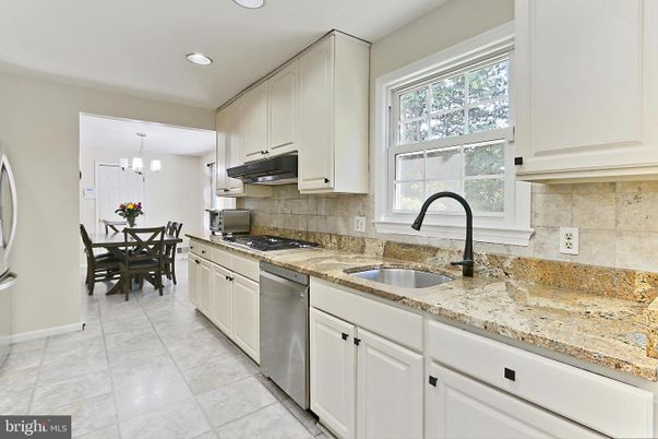 Chandelier, Dining room, Interior, Kitchen, Pendant Lights, Recessed Lighting